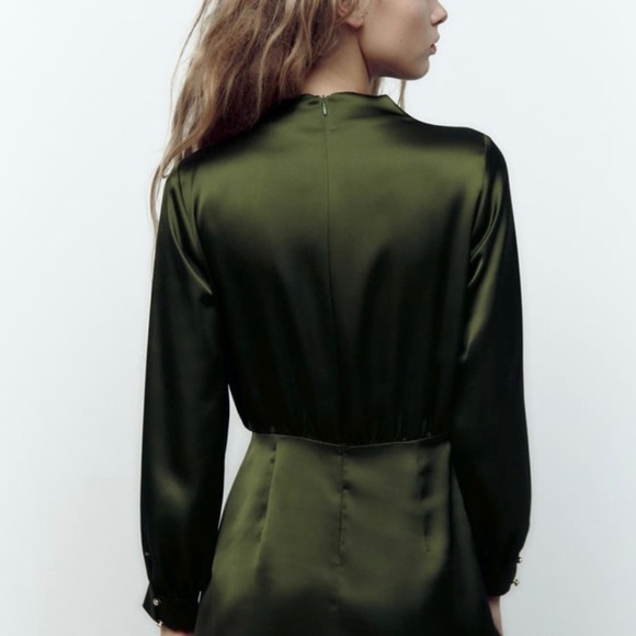 New Zara Dress - Picture 2 of 9